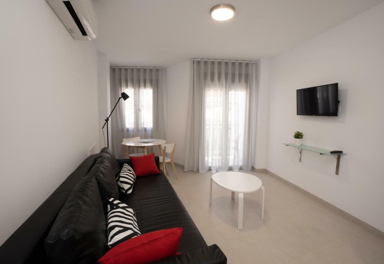Apartamentos Mombasa 1 Planta Нерха Экстерьер фото
