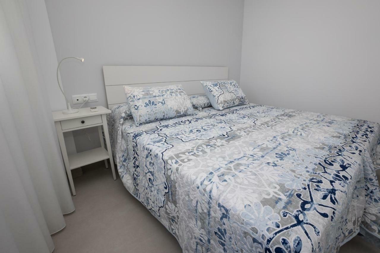 Apartamentos Mombasa 1 Planta Нерха Экстерьер фото