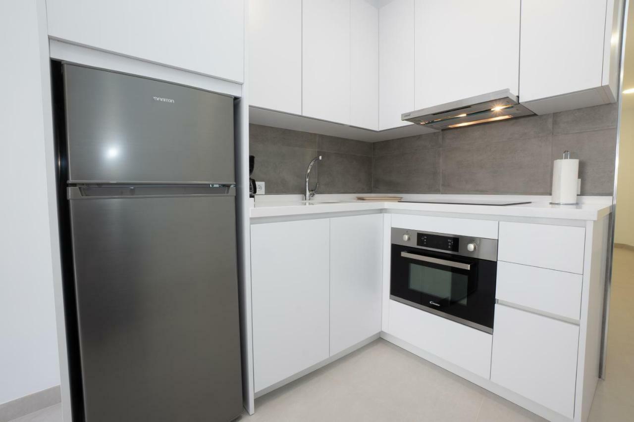 Apartamentos Mombasa 1 Planta Нерха Экстерьер фото