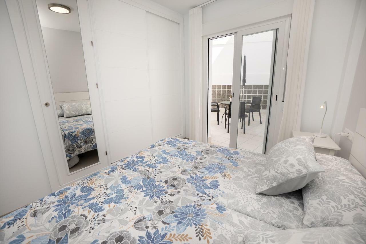 Apartamentos Mombasa 1 Planta Нерха Экстерьер фото