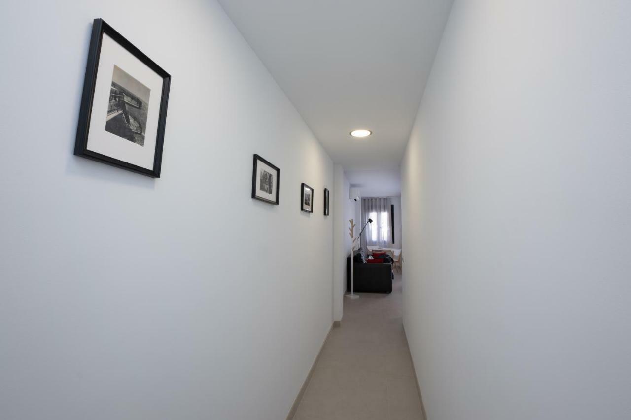 Apartamentos Mombasa 1 Planta Нерха Экстерьер фото