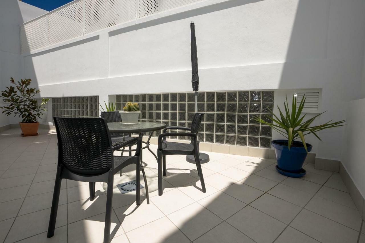 Apartamentos Mombasa 1 Planta Нерха Экстерьер фото